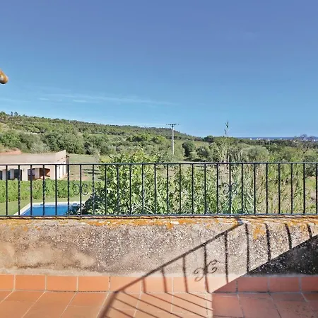Gorgeous In With Swimming Pool *
