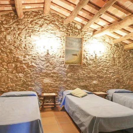 Gorgeous In Calonge With Swimming Pool Holiday home *